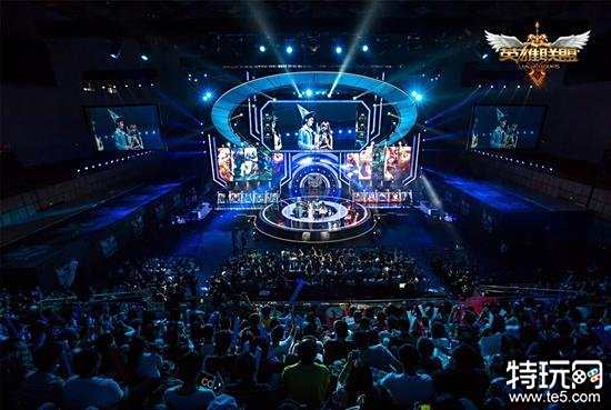 在足球的世 在足球的世